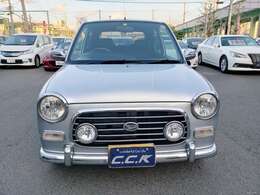 お値段以上の上質なお車ばかりを取り揃えておりますのでを是非、ご覧下さい！！