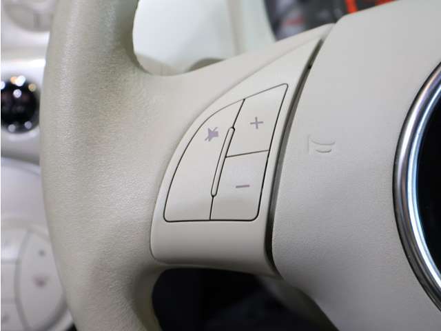 お客様駐車場も完備しております、お気軽にお立ち寄りください。