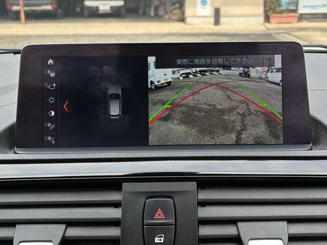 【バックカメラ】見えない場所もしっかり見えます！駐車が苦手な人でも安心♪