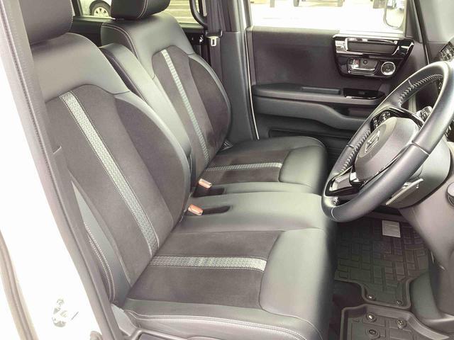 運転席・助手席全体像です