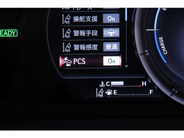 プリクラッシュセーフティやブラインドスポットモニターなど様々な安全装備が付いています！