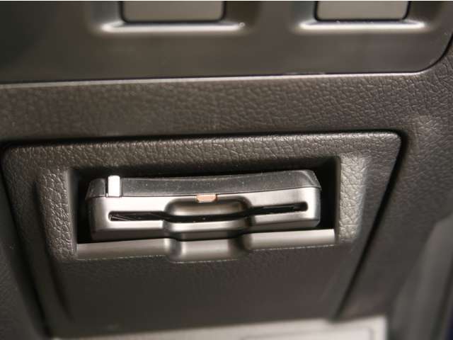 全車コンディションノート貼付にて車両状態を御確認頂けます。当店は自動車公正取引協議会加盟店です。嘘や偽りはございませんので、御納車後も末永くお付き合い下さい。