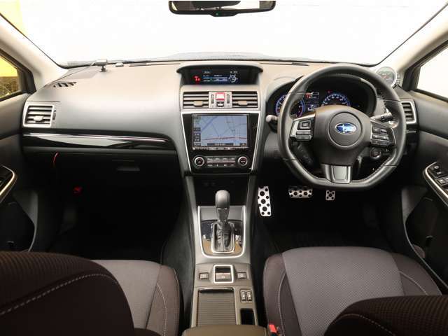 内外装とっても綺麗な1台です！見ていただければ気に入って頂ける1台ですよ！是非見てください！