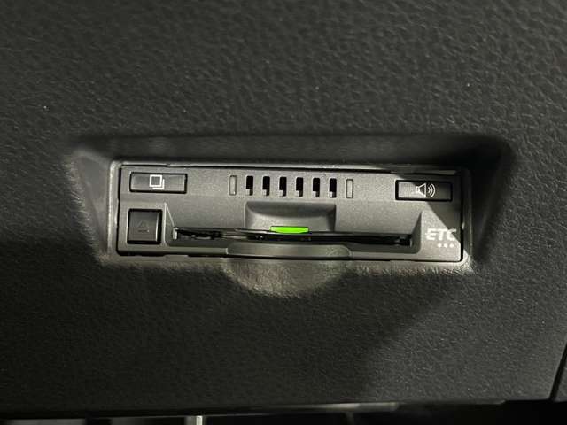 【ビルトインETC装着車両】 防犯対策バッチリ！！！ 高速走行もスムーズにお支払いが可能な装備！！！ セットアップも当社で可能です！！！