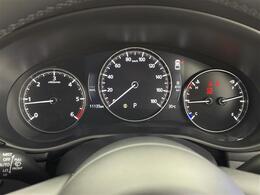 【スピードメーター】メーターがシンプルで見やすく運転しやすいですね！