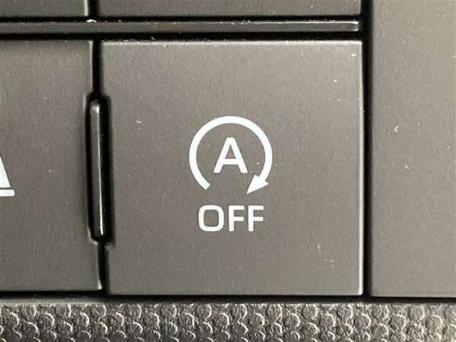 アイドリングストップ機能搭載車です。燃費向上と環境保全を考えた良い機能ですね！