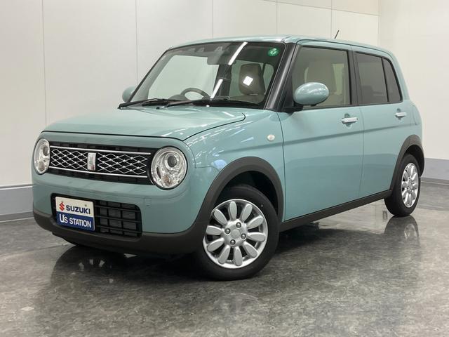 ロゴやエンブレム、メーター演出などにうさぎのモチーフがふんだんに使われていて、遊び心満載！