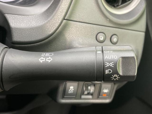 国産車から輸入車まで多様なお客様のニーズのお応えできるように、全国規模で豊富な在庫展開！車のことならWECARSへ！