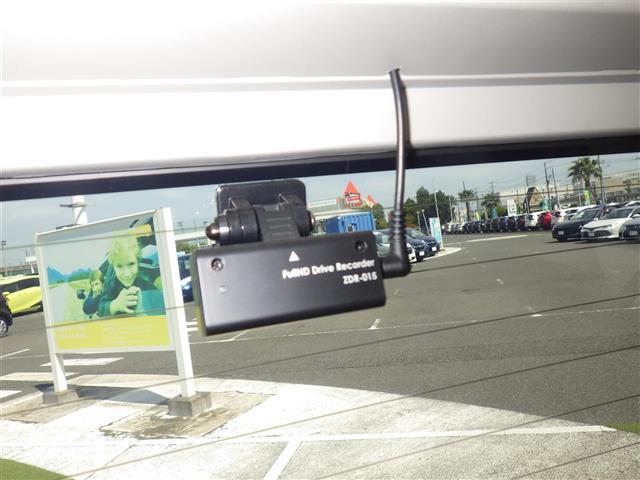店舗にて現車の確認もいただけますので、お電話で在庫のご確認の上是非ご来店くださいませ！！！