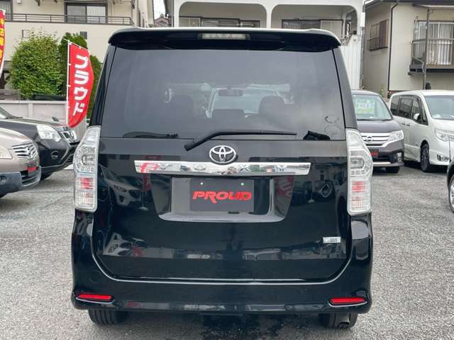 車両入庫チェックでは　エンジン・機関系を初め　電装装備、内装など100項目以上のチェックをしています。　もちろん試乗も行っていますのでご安心下さい。