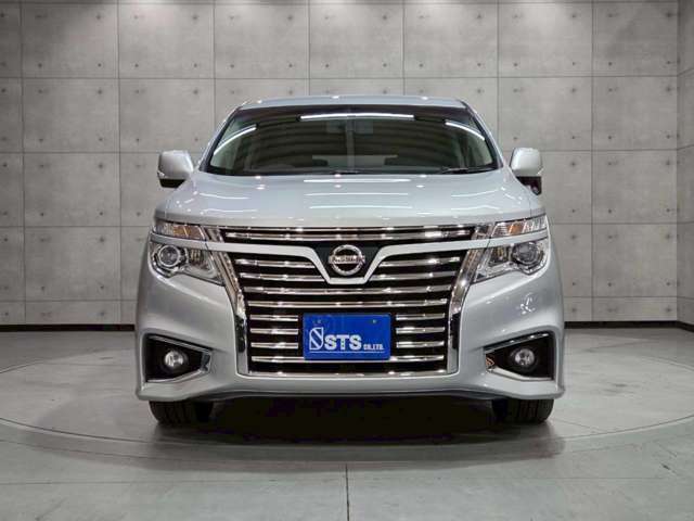 ワンオーナー　純正ナビ　フルセグTV　Bluetooth　バックカメラ　フリップダウン　LEDヘッドライト　両側パワスラ　純正18インチAW　ハーフレザーシート　クルコン　ドラレコ　スペアキー　ETC