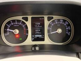 当店では車両本体価格以外に、諸費用を含めた支払総額も表示しておりますので、お客様の予算にピッタリのおクルマお選びができます。コーティングやJAFをセットにしたオトクな購入パックも好評です。