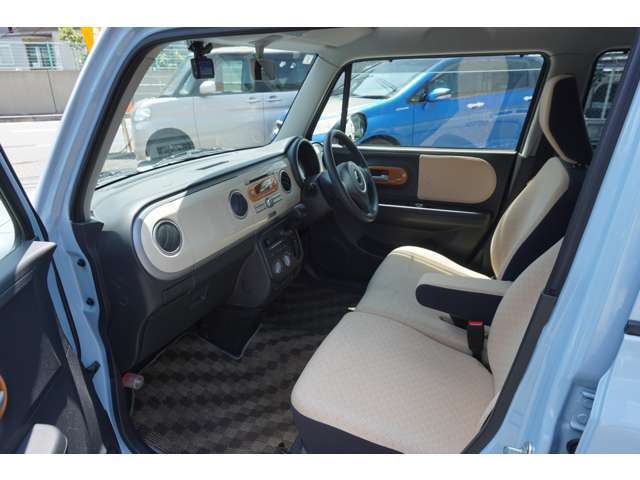 品質と価格に精通した、仕入れのプロが厳選した車両のみ仕入れております。ぜひご体感ください。