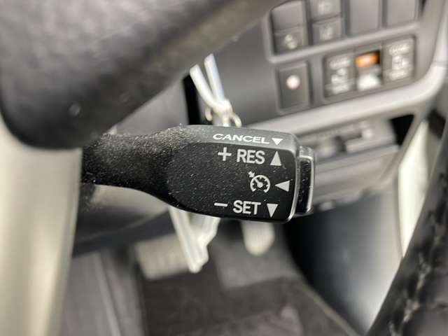 【運転席操作部】快適なドライブを楽しむための機能が装備されています！運転席から触れるので、使いやすいです！除菌プランいれていただくと、さらに清潔で安心していただけます！