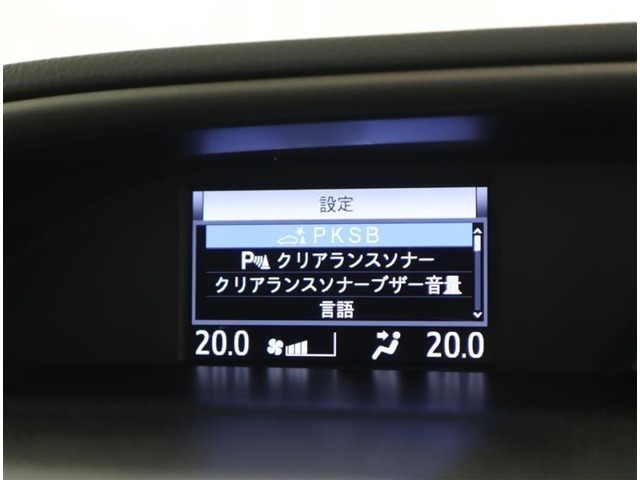 車線逸脱防止・誤発進抑制・衝突回避、障害物センサー、などたくさんの安全機能を装備していて安心安全なお車です！！