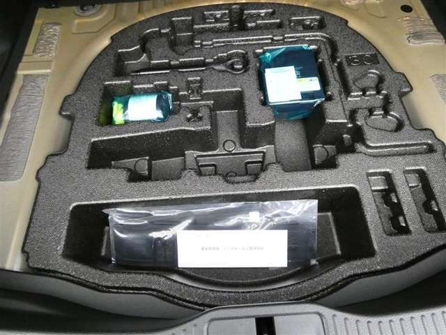 【パンク修理キット】パンク修理キットが付属します。※応急用タイヤは付属しておりません。※損傷の状態によっては修理できない場合があります。