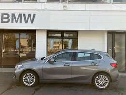 お車のお問い合わせは、正規ディーラーBMW Premium Selection 鹿児島中央店 0078-6003-038532（無料）　までお気軽にお問い合わせ下さい♪営業時間 10：00～18：00　★毎週水曜日が店休日となっております★