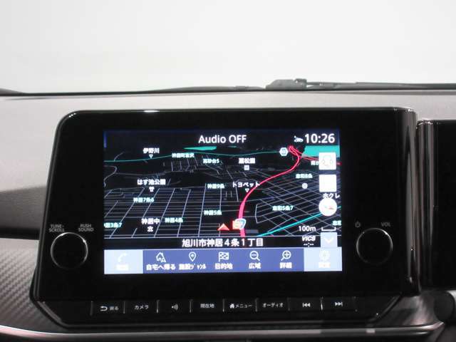 NissanConnectナビゲーション9インチの大画面ナビ、機能もたくさん、ぜひ一度触れてみてください スマートフォンのワイヤレス充電やAppIeCarPIayワイヤレス接続にも対応