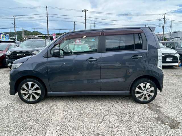 当社で整備の車両には、4ヶ月の消耗品も含む無料保証とにてオプション最長5年走行無制限の延長保証をオプションにてご用意☆遠方のお客様はお近くのディーラーにて保証修理をお受けできます♪*現状販売は除く