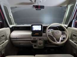 室内もご覧の通りにキレイですよ。ぜひ、実際にお座りになってお確かめください。