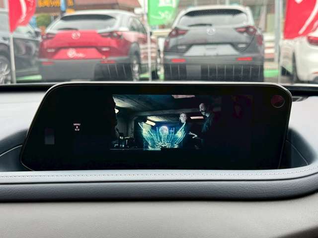 ☆車の査定士常駐☆世の中にはいろんな修復歴がございます。どーんと大修復歴車から、インナー先の小曲がりまで程度は様々。査定士が修復箇所を明確にお答えしますね。不安なお買い物はしちゃいけません。