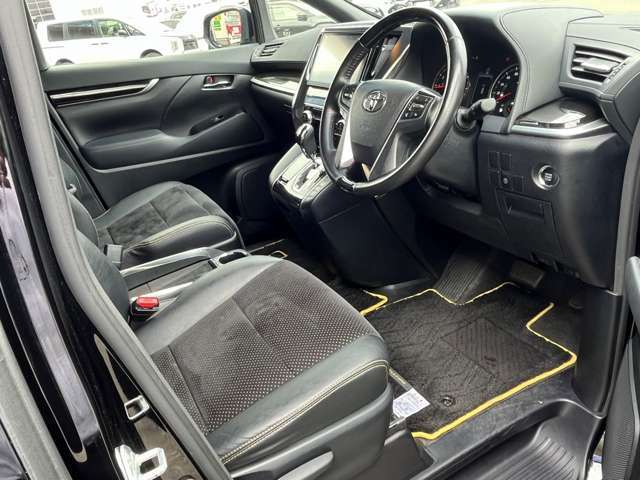 ご覧頂きありがとうございます。軽自動車から1BOXまで！厳選された中古車の販売はもちろん、新車・輸入車の販売も行っております。「カーセンサーを見た」と【0078-6047-5167】までお問合せ下さい