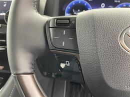 【運転席操作部】『運転席周辺の装備』の画像になります。快適なドライブを楽しむための機能が装備されています！運転席から触れるので使いやすいです！