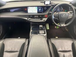 グループ総在庫数約30，000台！！全国の系列店からメーカー・車種問わずご紹介出来るので、あなたにピッタリのお車が見つかるはずです♪まずはお問い合わせ下さい☆