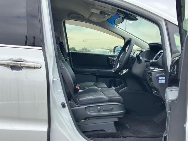 「この車の写真をもっと見たい」「状態が気になる」「この装備はついている？」どんな小さな疑問でもお気軽にお問い合わせください！