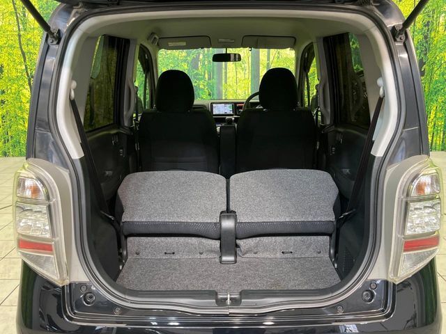 普段のお買い物や通勤、送迎等に十分な荷室スペースを確保しております。セカンドシートを倒すと、大きな荷物の積載も可能です♪