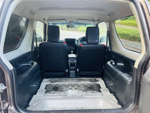 陸送会社と提携してますので全国どこでも納車できます！！近場のお客様はもちろんのこと、遠方のお客様もお気軽にお問い合わせ下さい！
