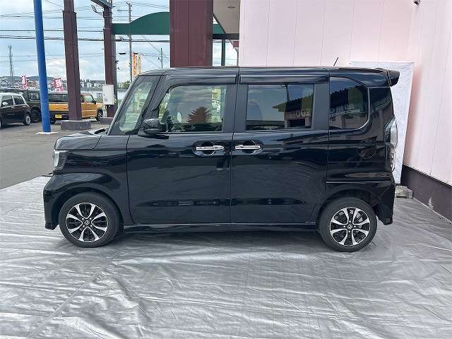 ☆★☆★道東最大級の届出済未使用車専門店シーモールです！！オールメーカーの取り扱いで、約200台の在庫車の中から気に入る1台を当店スタッフと一緒に選びませんか？？☆★☆★