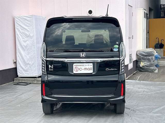 ☆★☆★大好評のボディーへのウォーターコート施工承ります☆ご納車時驚きの光沢感！その後のお手入れは水洗いで大丈夫です！サビてからでは遅いですよね☆★☆★