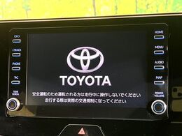 【ディスプレイオーディオ】お手持ちのスマートフォンとの連携で、ナビや音楽再生など各種アプリを使用可能。スマホに近い感覚でお使いいただけます♪