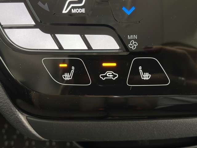 ◆お車探しは当店にお任せください！長野県、新潟県、富山県、福井県、石川県、山梨県などにお住いのお客様のご来店をお待ちしております！