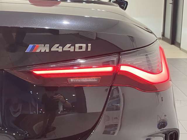 国道246号線沿い、南町田グランベリーパーク駅すぐ。BMW Premium Selection 東名横浜/〒194-0004 東京都町田市鶴間5-18-1/TEL：042-788-8022