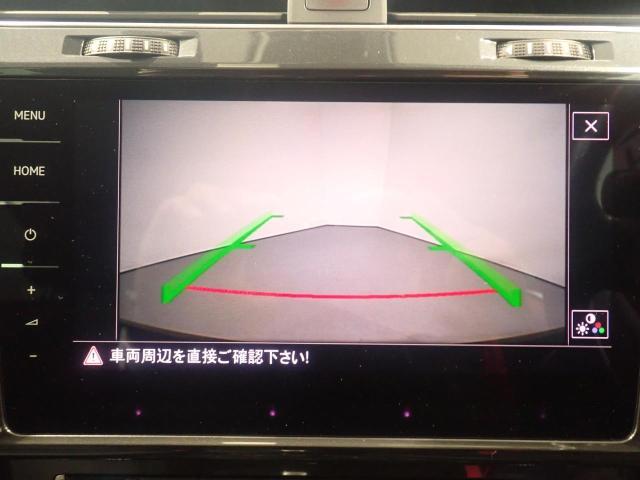 リヤカメラ付きです！バックで駐車する時も簡単に後方確認が出来ます☆欠かせない装備ですね