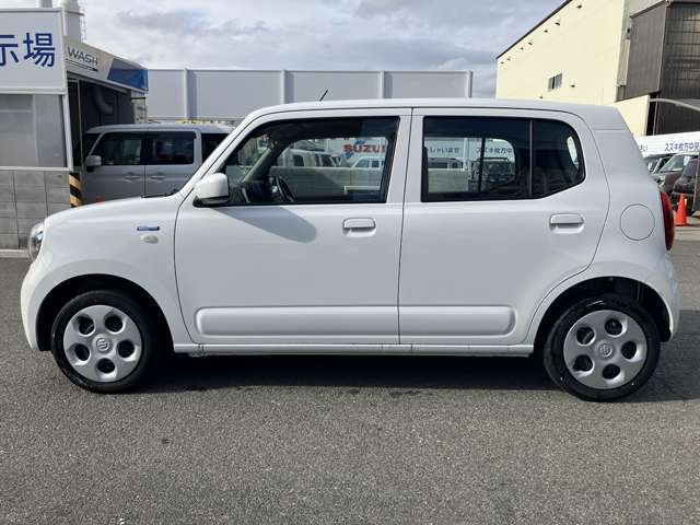 画像だけで判断出来ないのが中古車です！実際にお車をご覧頂きながら、ゆっくりと『お値打ち車』を探してみませんか！アナタの大切な愛車探し、枚方中央センタ-一同、お手伝いさせて頂きます。