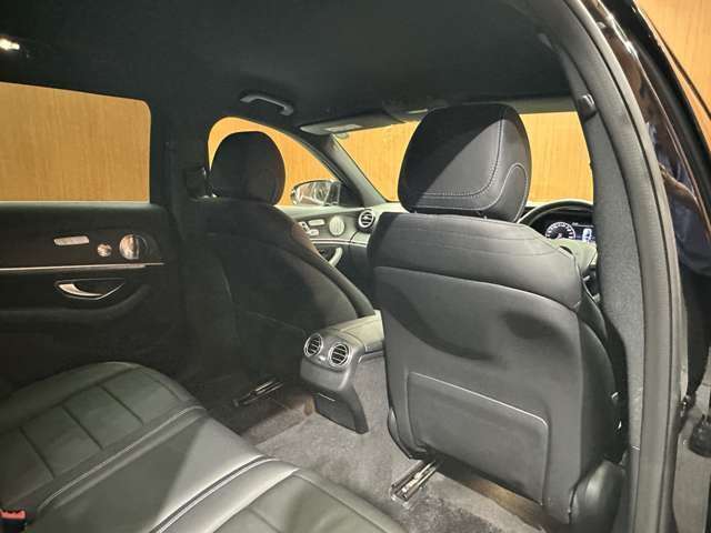 ご納車から最長5年保証もご用意しております。走行距離は無制限です。詳細はお問い合わせ下さい。遠方の方もご安心ください。全国のLIBERALA、ガリバー店舗でもアフターサービスを行っております。