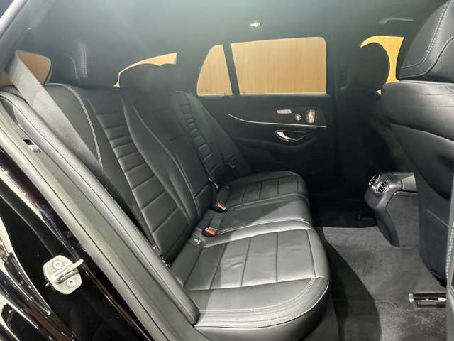全国納車可能です。納車方法及び費用につきましては、お気軽にコーディネーターまでご相談ください。遠方のご納車の際も我々がしっかりサポートさせて頂きます。お気軽にスタッフまでご相談下さい。