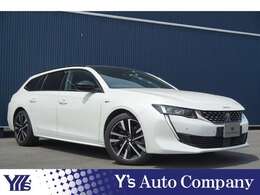 先進の運転支援機能をはじめフル液晶メーター、LEDヘッドライト、アクティブクルーズコントロール、パノラミックサンルーフ、パワーシート＆シートヒーター、電動リアゲート、バックカメラなど装備充実！