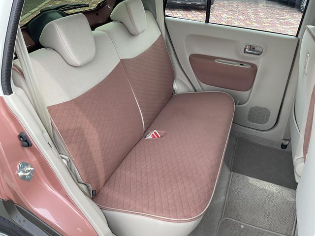 後席もゆったりしています