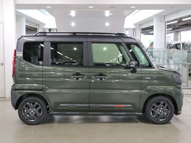 毎日新規物件入庫！3500台の高品質車をぜひとも、ご自身の目で直接ご覧になって、ご実感下さい、自身を持ってお勧めいたします。