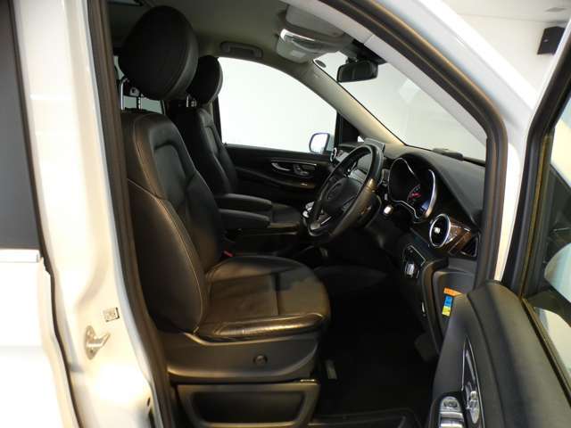 各種ローン取り扱い御座います！お客様の負担を出来る限り抑えお支払い内容を綿密にサポートさせて頂きご提案をさせて頂いております！お支払いに関してもご相談くださいませ無料通話【0120-77-7927】