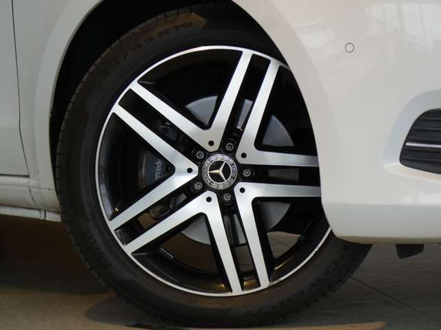 税金面においても経済的で初めての方にもおすすめです　品質・価格共に自信あります！！　実用性と先進性を兼ね揃えた人気車輌をお届け致します！！