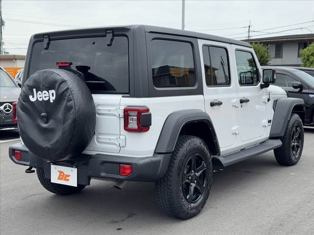 気になる車両などあれば、すぐにお問合せ下さい！右のカーセンサー専用ダイヤルからお電話いただくとスタッフがご質問にお答えいたします。