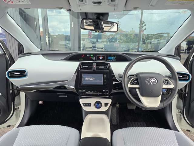 【★車内の匂い】大切にされていた様子が見受けられます！もちろんタバコやその他の嫌な臭いもございません！気持ち良く乗り出しいただけます♪