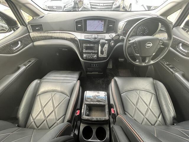 全店在庫10000台！！貴方のお車きっと見つかります！！
