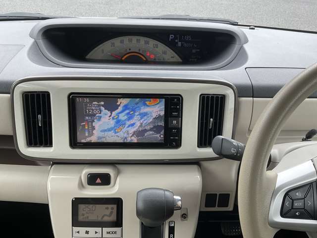 純正ナビ、テレビバックモニターが付いております。Bluetooth接続可