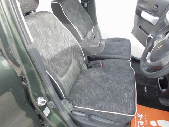 シンプルな運転席ですので、どなたでもすぐ慣れて頂けます！